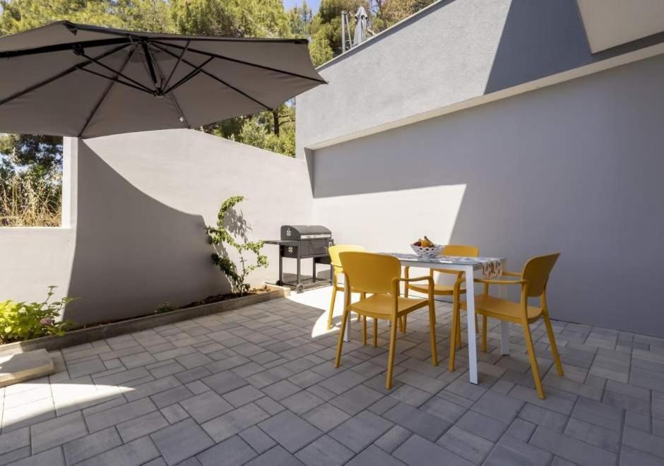 Apartments Losinj Sunset Mali Lošinj Exterior foto